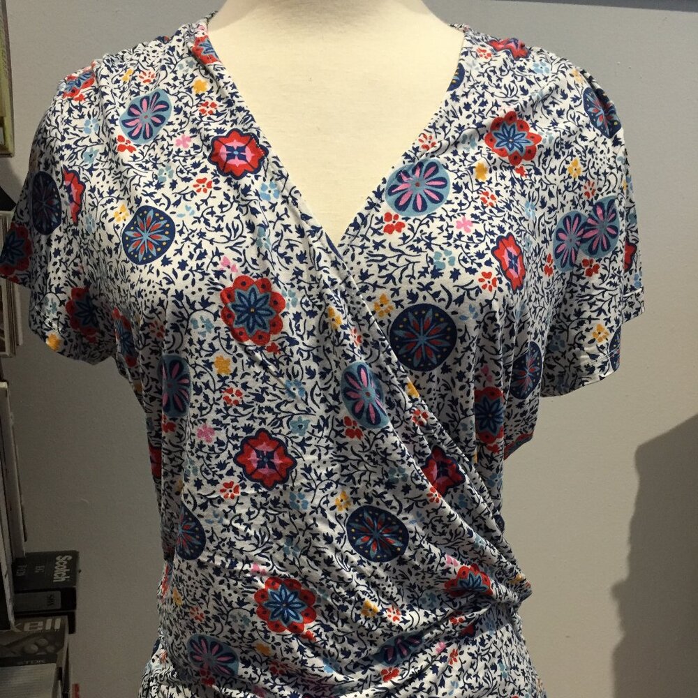 Boden Short Sleeve Wrap Top - Medallion Print